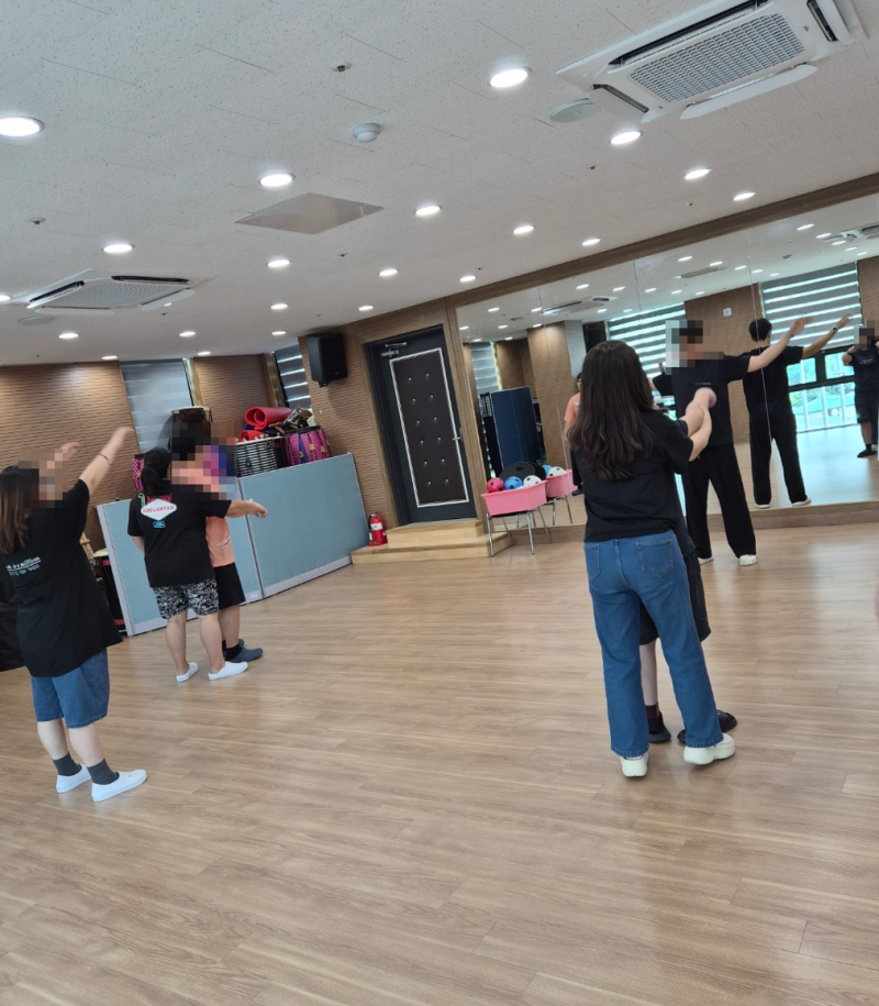 말랑말랑한 피구공과 함께한 운동타임