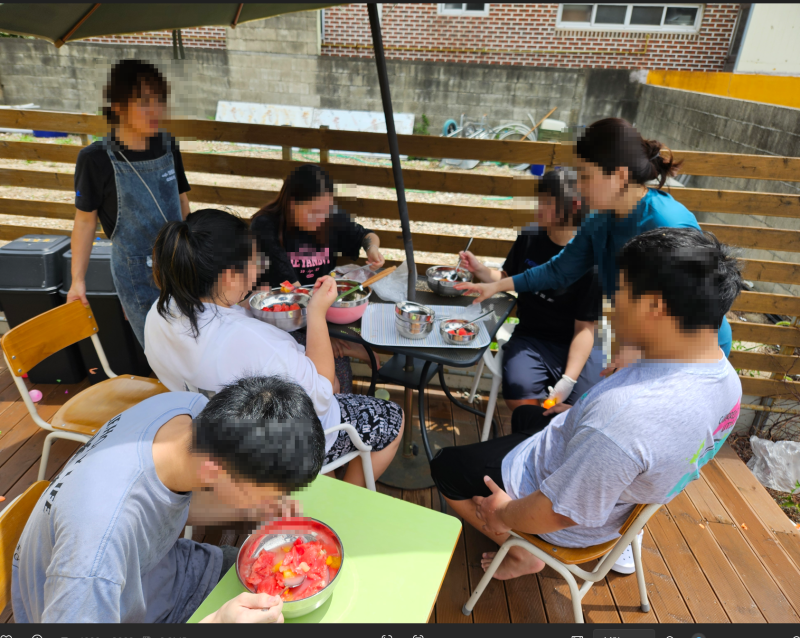 여름을 시원하게 보내는 마음길 가족들